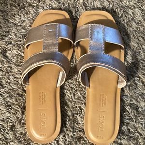 Toms Seacliff Metallic Sandals